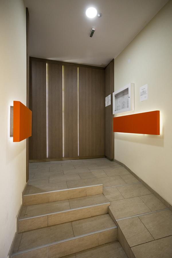 Giallo Apartment - Free Private Parking Újvidék Kültér fotó